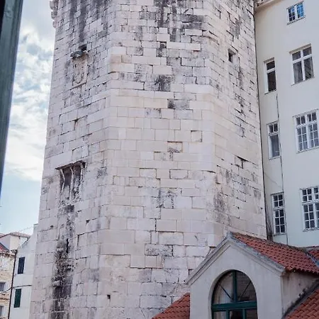 Tower Square