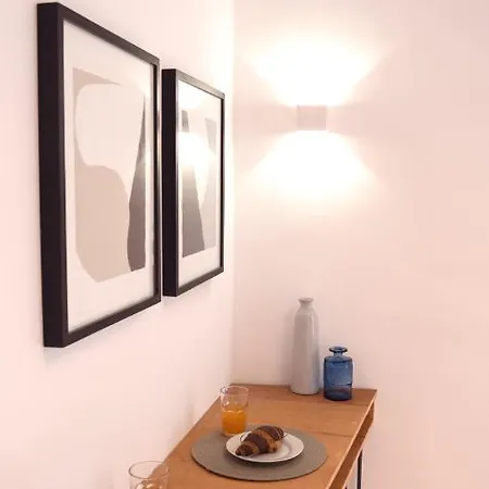 Tower Square Apartment Split